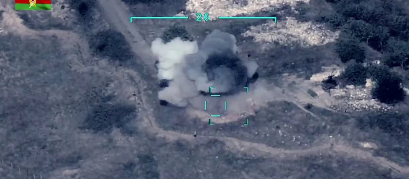 Τουρκικά οπλισμένα UAV Bayraktar TB2 σε πτήσεις κοντά στα σύνορα της Αρμενίας (φώτο)